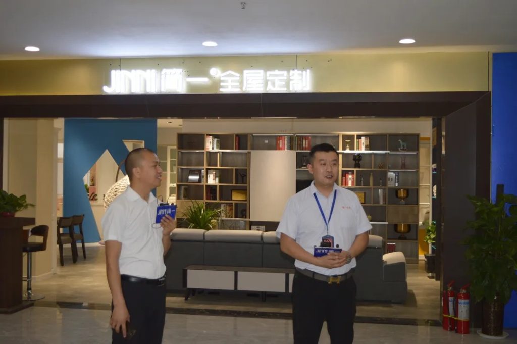 简一家居6月5日“实力工厂，总裁价到” 直播活动圆满...