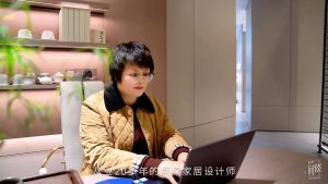 郑州旗舰店总经理郭云：简一“郑”好 定制“州”全 引...